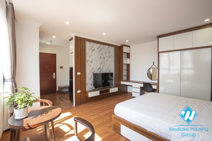  A new and modern studio  for rent on Linh Lang street, Ba Dinh, Hanoi. 